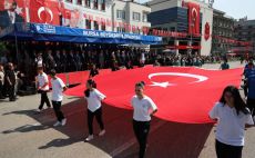 Tüm yurtta 30 Ağustos Zafer Bayramı coşkusu yaşanıyor.
