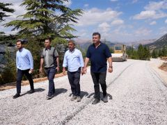 Koçak, Yayla sezonu tamamlanana kadar planlama yaptığımız bütün yolları tamamlayacağız.
