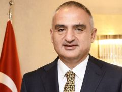 Bakan Ersoy: Antalya’ya gelen ziyaretçi 11,7 milyonu aştı — “Gece müzeciliği”yle yüzde 17 artış