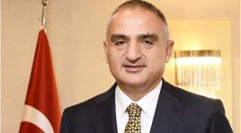 Bakan Ersoy: Antalya’ya gelen ziyaretçi 11,7 milyonu aştı — “Gece müzeciliği”yle yüzde 17 artış