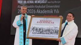 Alkü’de Akademik Yıl Açılışı, Bakan Memişoğlu İlk Dersi Verdi