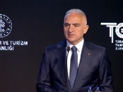 Turizmde “savaş zamanı” rekoru: 9,8 milyar dolar gelir